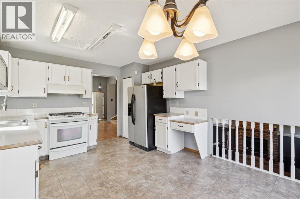 34 Shawfield Place SW - 11