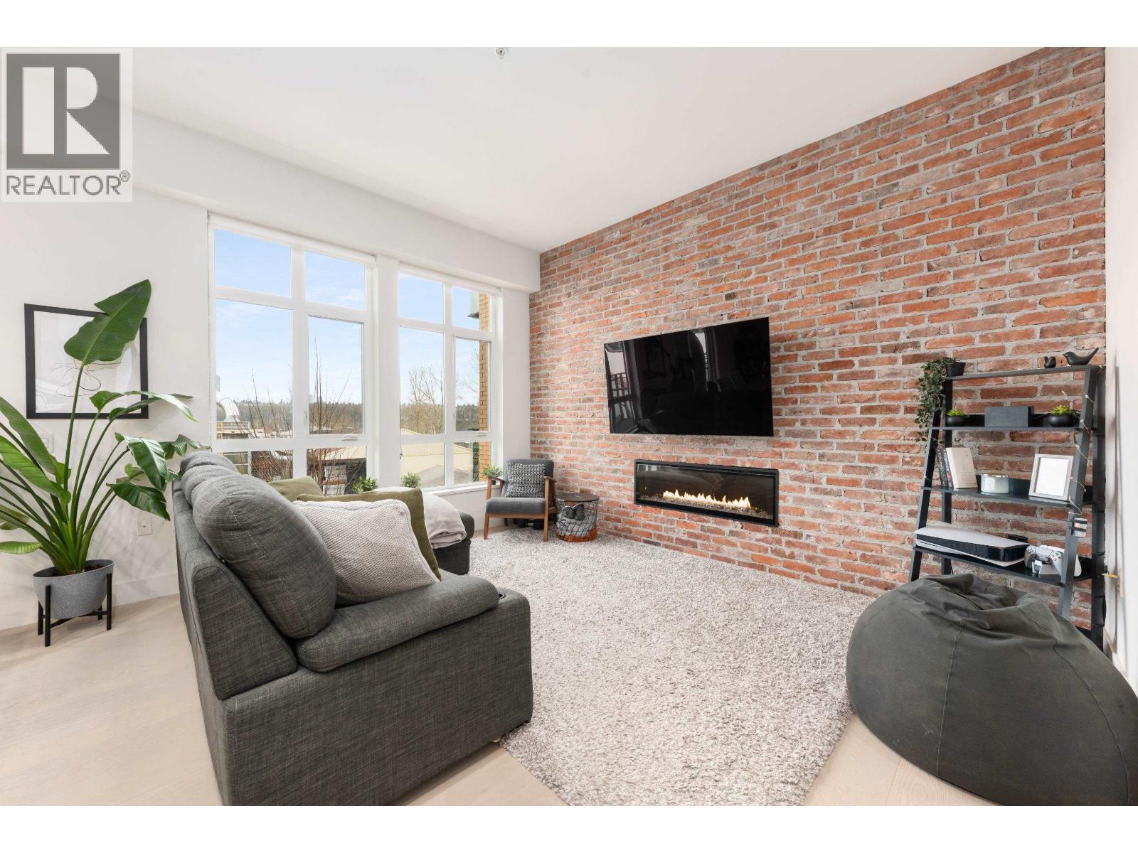 303 300 SALTER Street - main photo
