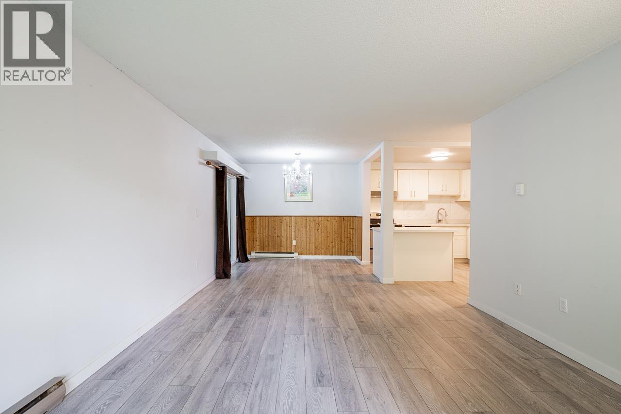102 6105 KINGSWAY, Burnaby