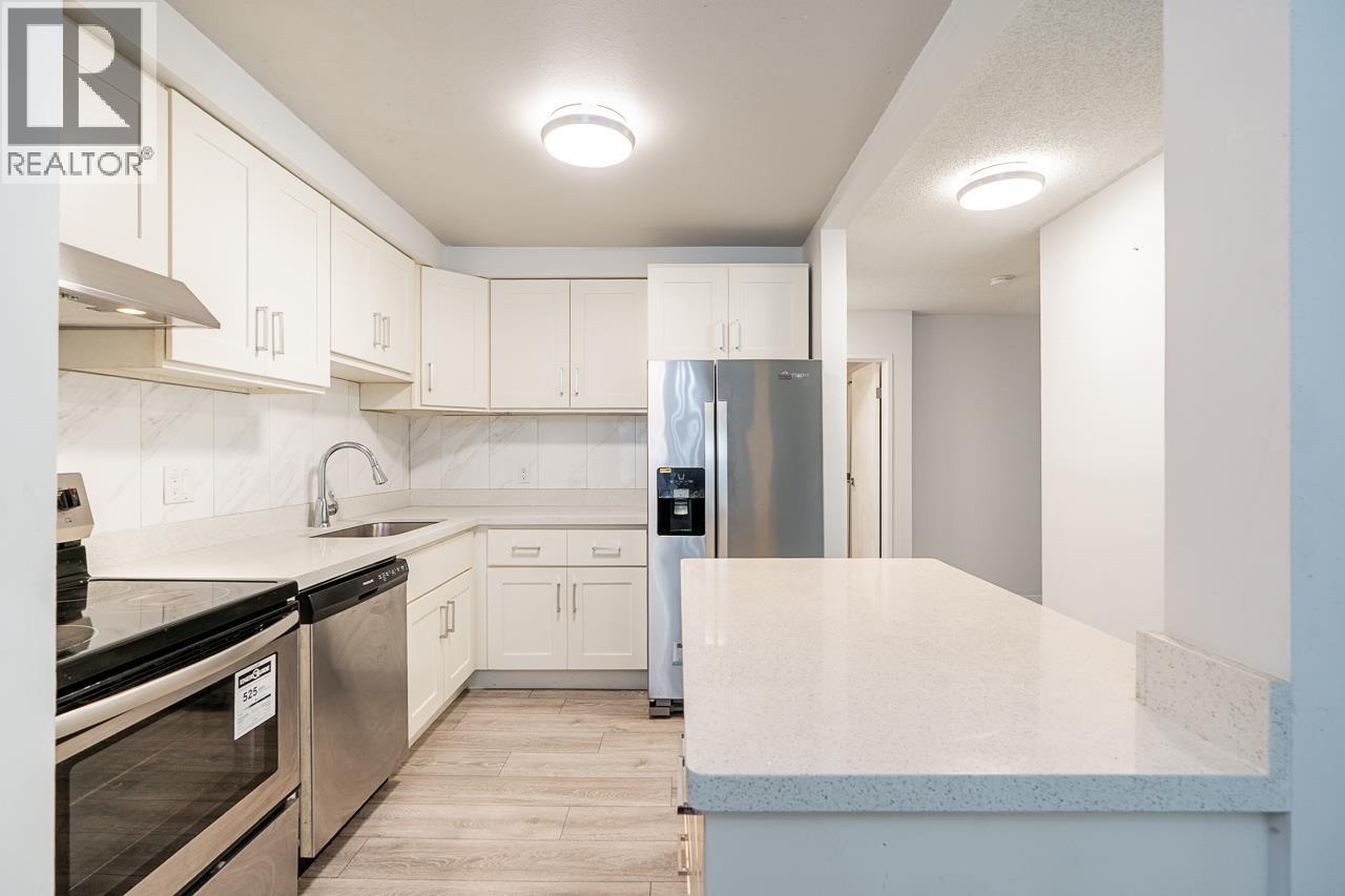 102 6105 KINGSWAY, Burnaby