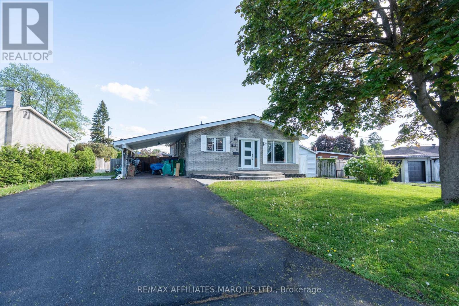 429 BEACH AVENUE - 1