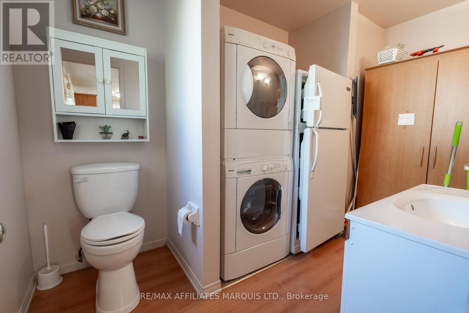 429 BEACH AVENUE - 13