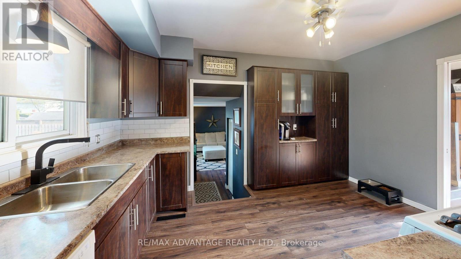 107 RUTHERFORD AVENUE - 49