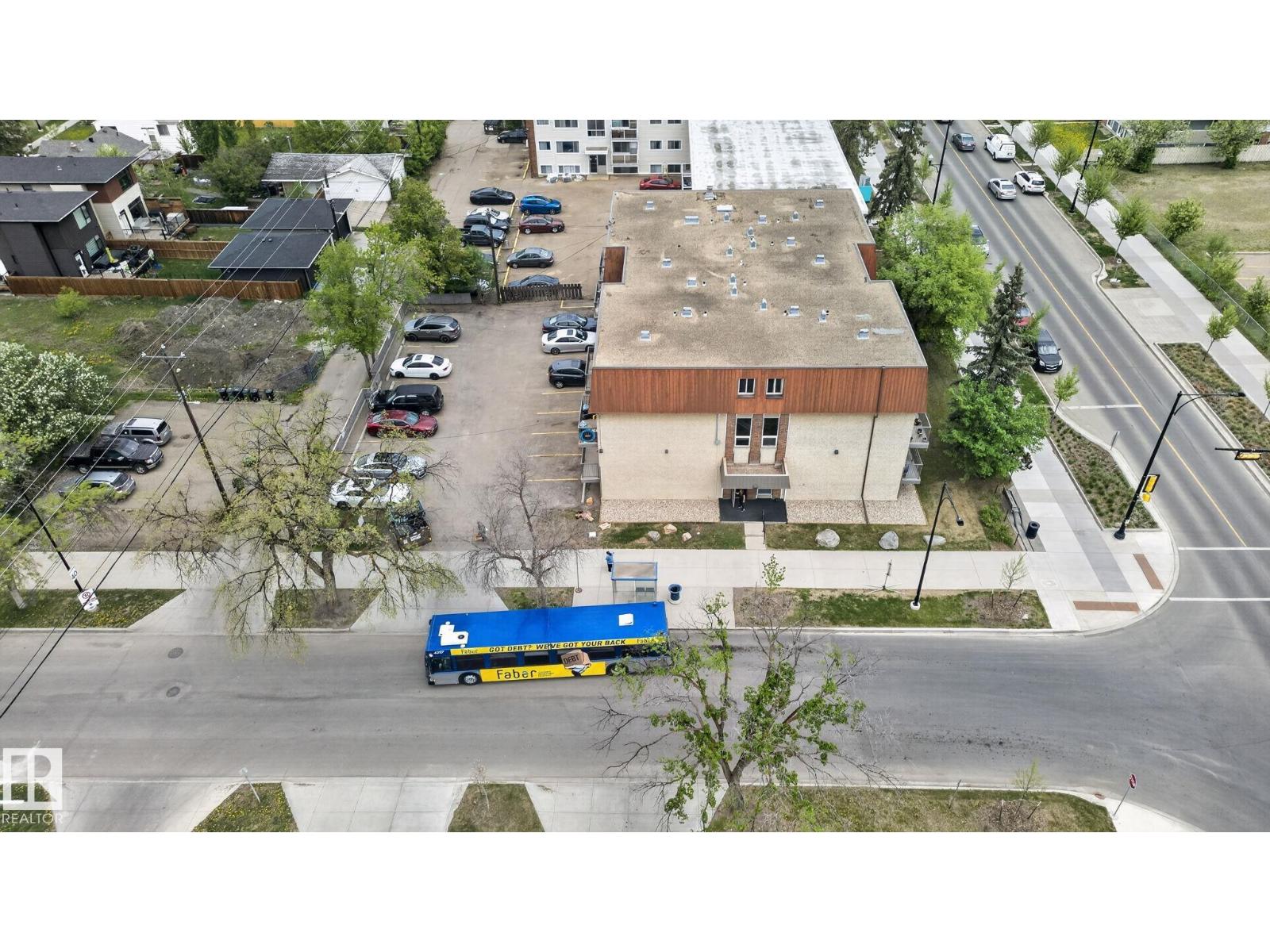 #204 12404 114 AV NW - 33