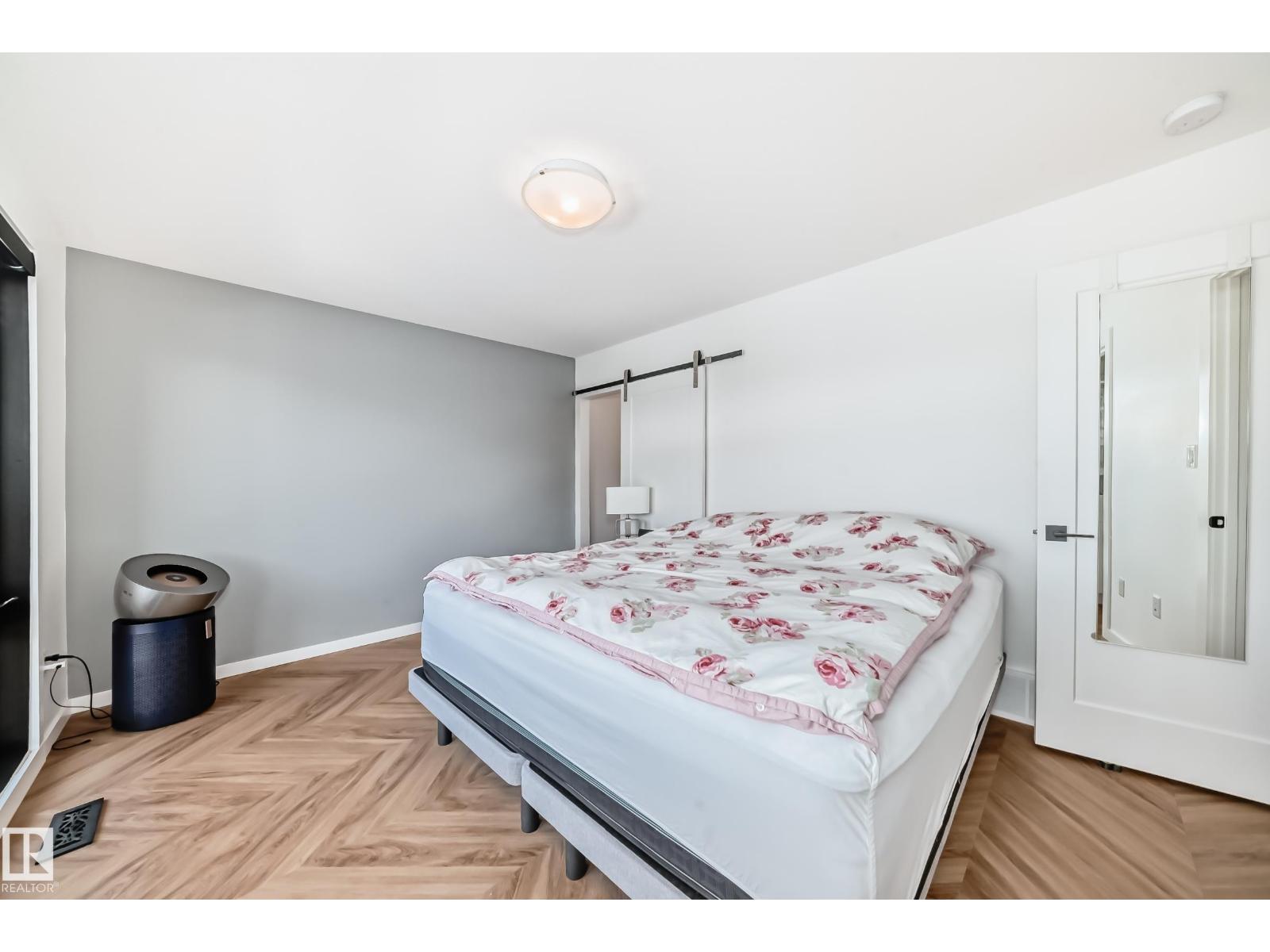 #46 1304 RUTHERFORD RD SW - 24