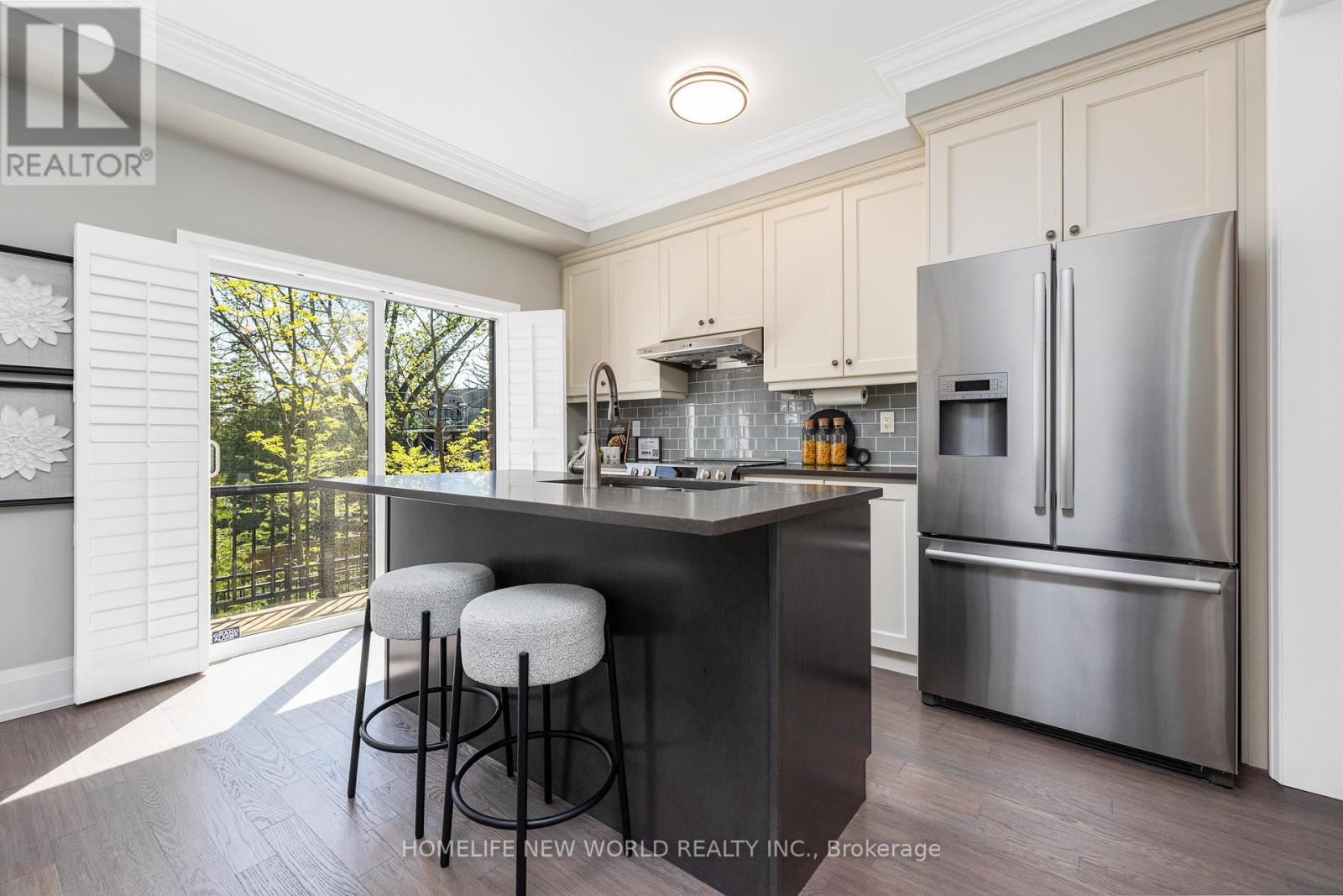 57 KENNETH WOOD CRESCENT - 14