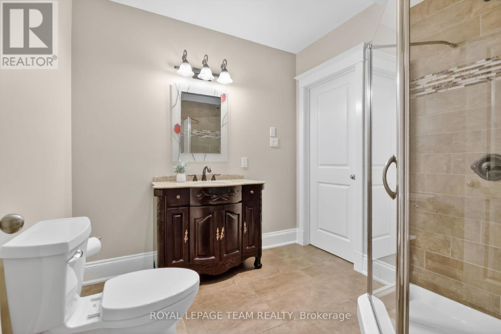 568 PENNYCROSS LANE - 42