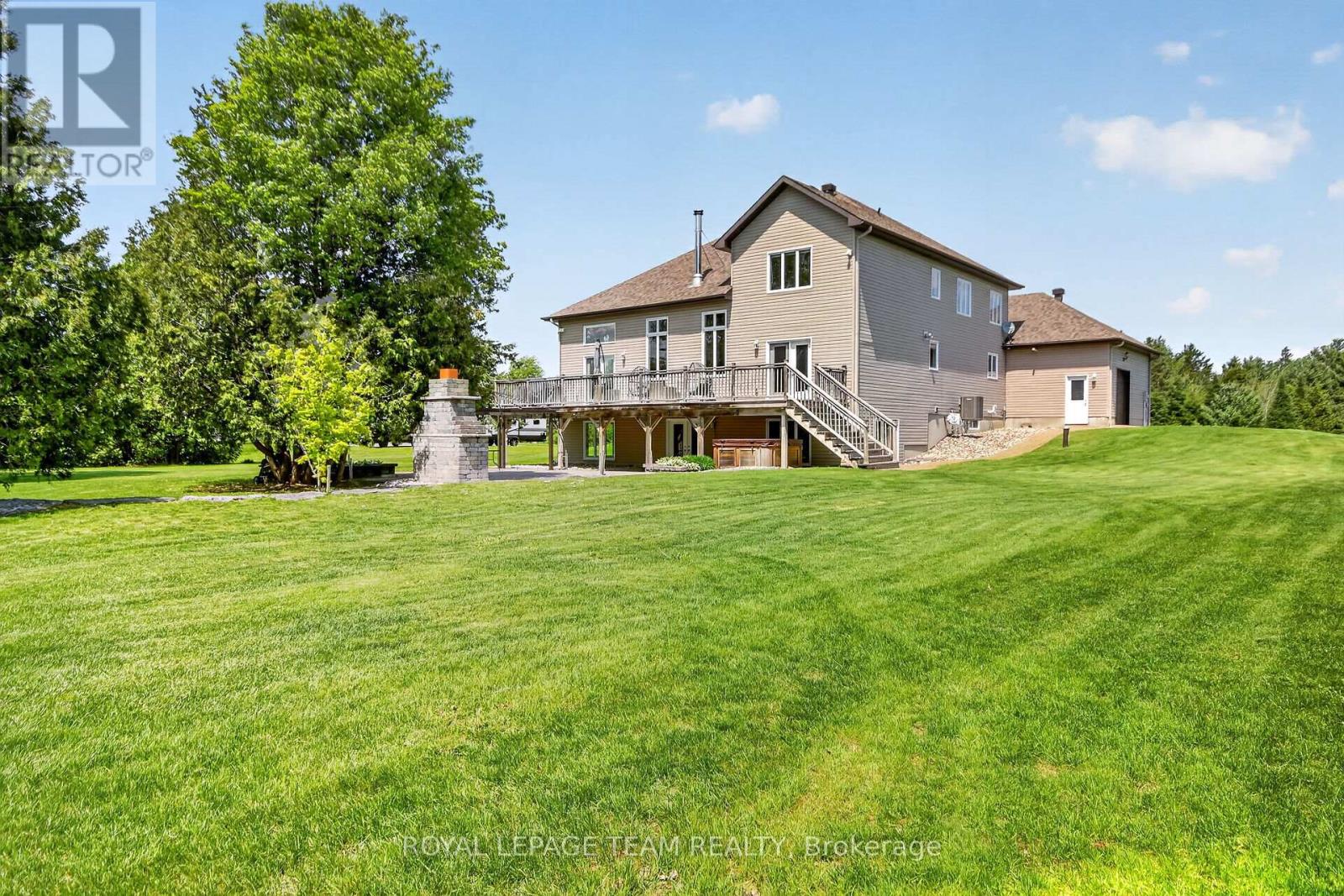 568 PENNYCROSS LANE - 48