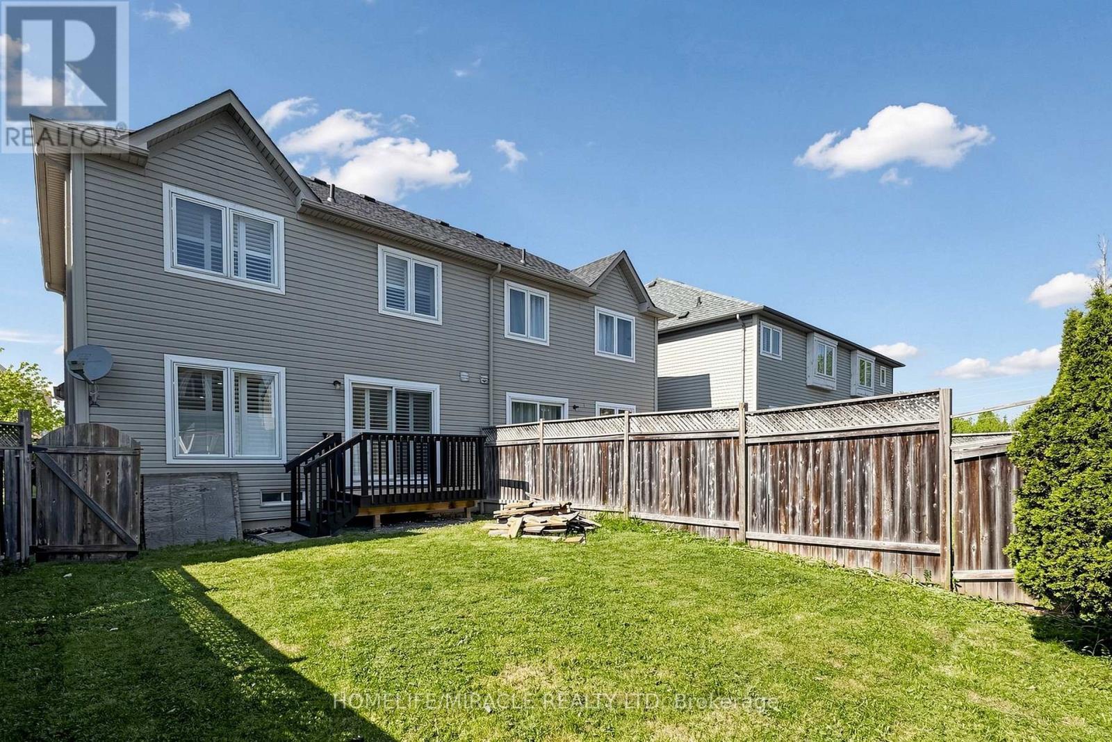 72 BOYD CRESCENT - 41
