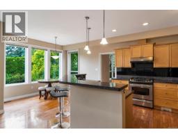1713 Mamich Cir, Saanich, BC V8N6M9 Photo 25