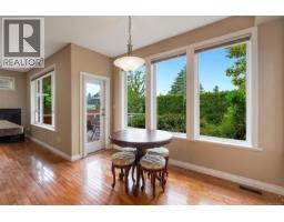1713 Mamich Cir, Saanich, BC V8N6M9 Photo 32