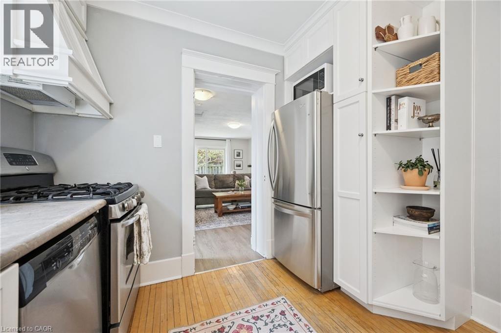 793 BELMONT Avenue W - 12
