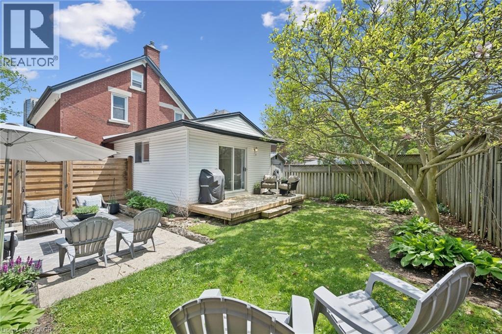 793 BELMONT Avenue W - 40