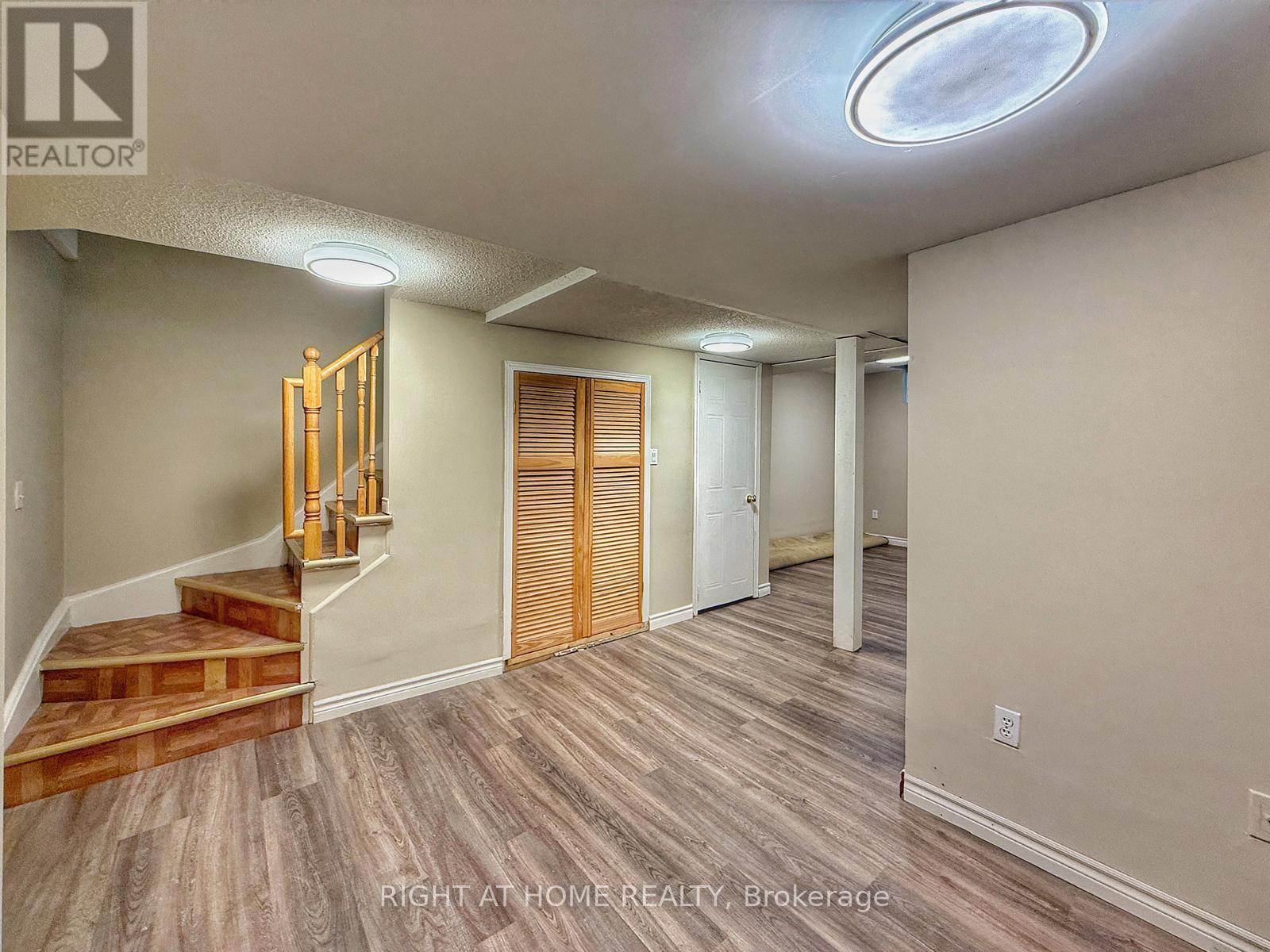 81 NORTHERN HEIGHTS DRIVE - 25