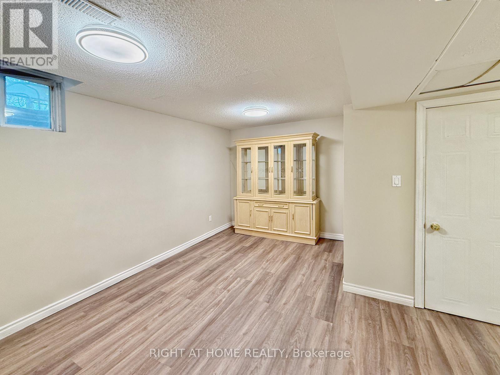 81 NORTHERN HEIGHTS DRIVE - 29