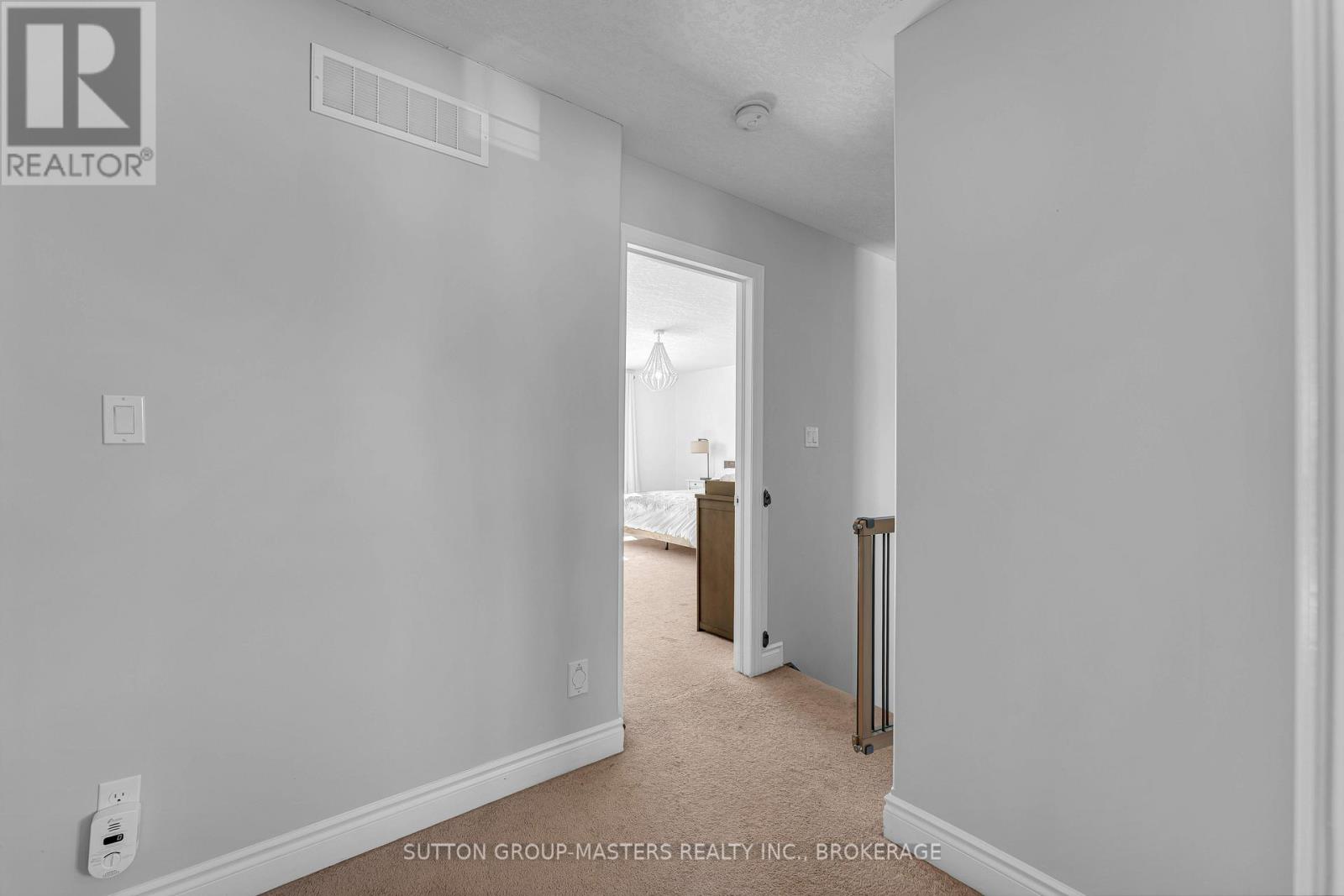 189 MACDOUGALL DRIVE - 22
