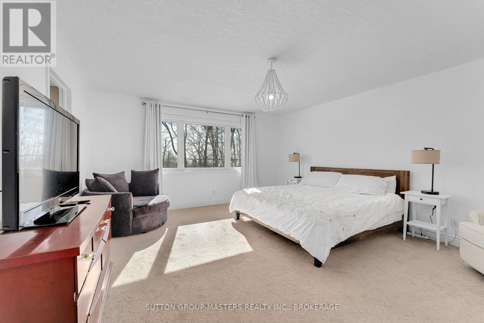 189 MACDOUGALL DRIVE - 24
