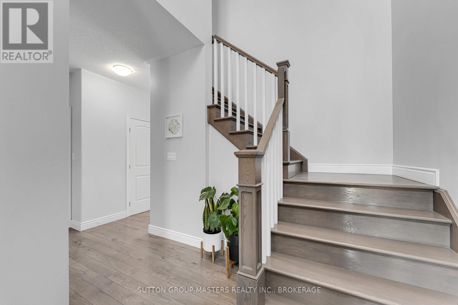 189 MACDOUGALL DRIVE - 4