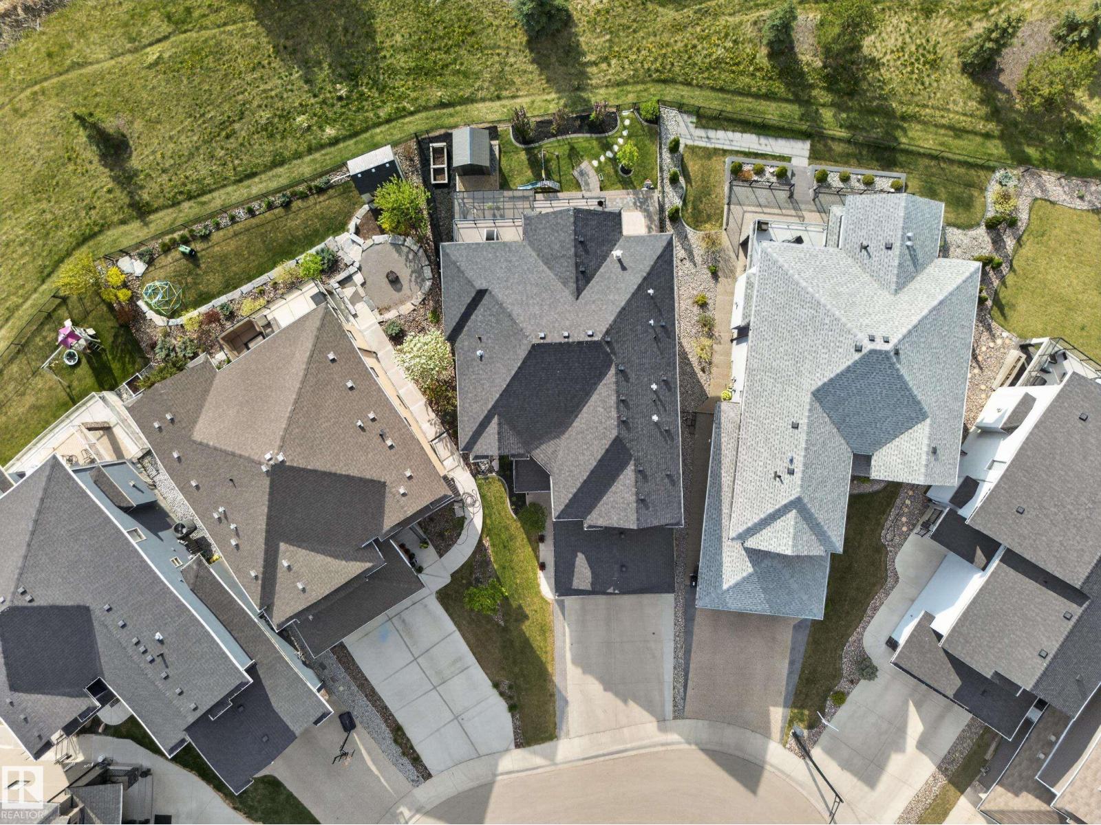 7648 179 AV NW - 4