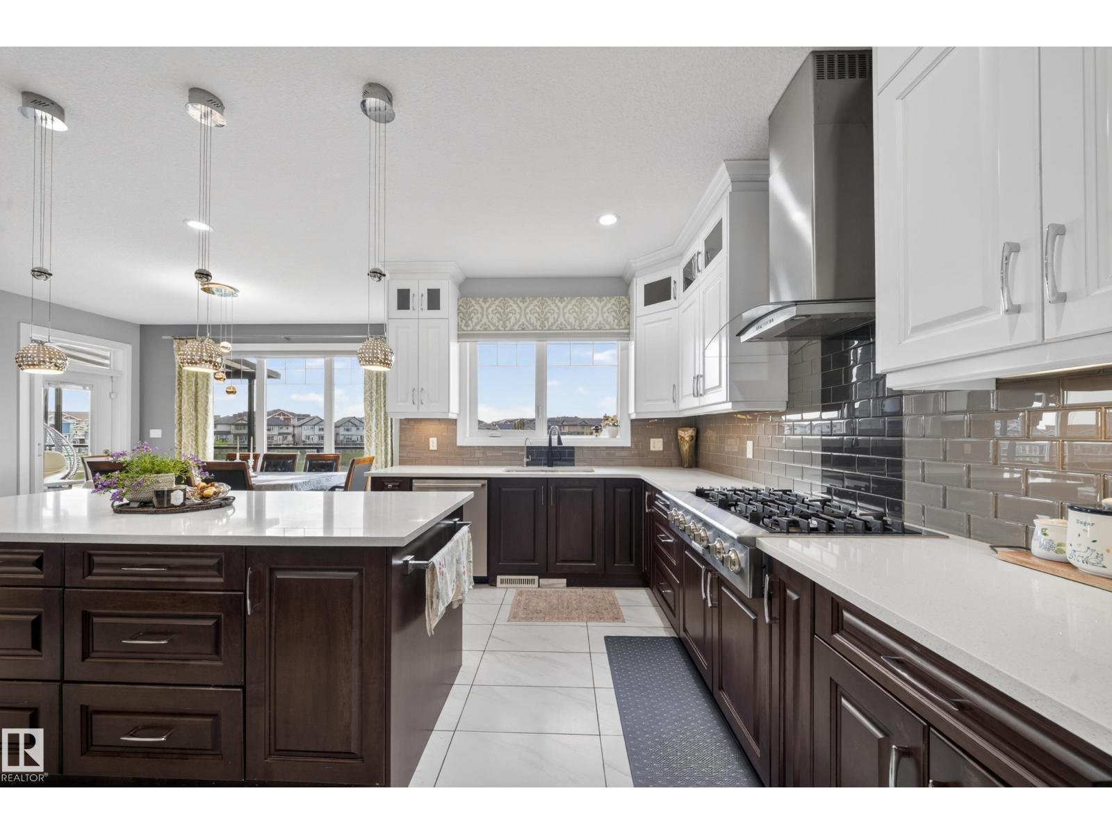 7648 179 AV NW - 22