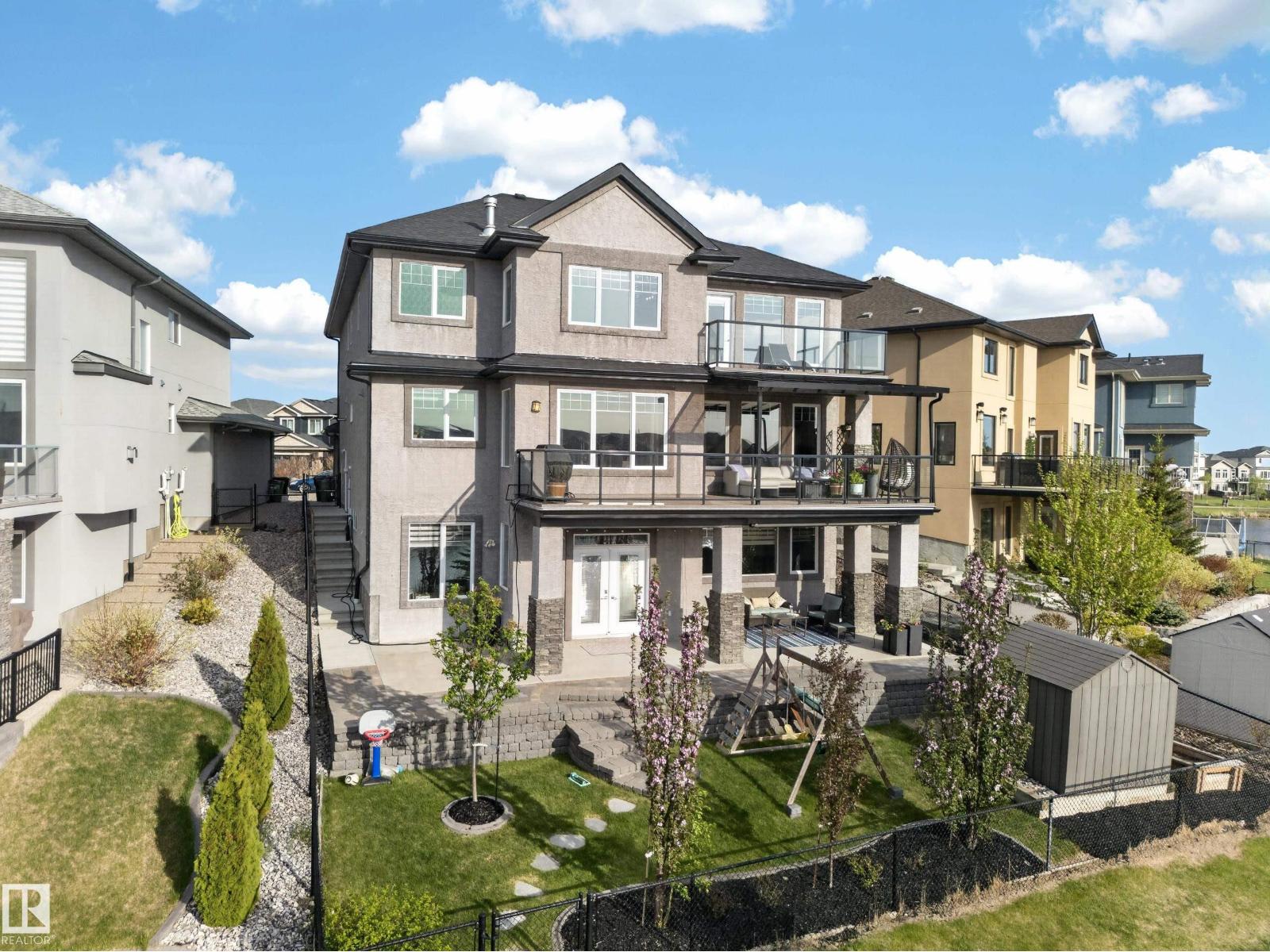 7648 179 AV NW - 8