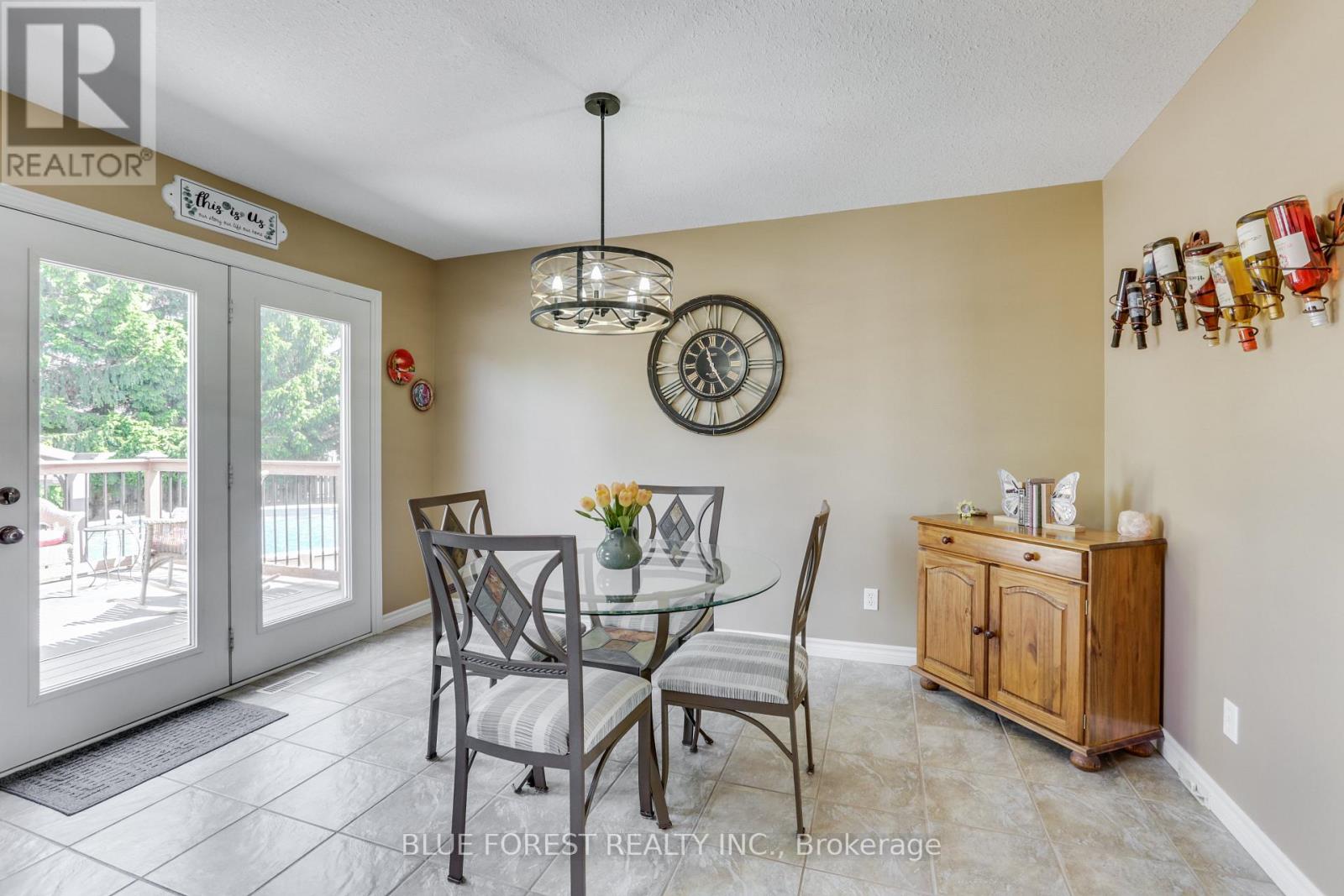 116 WOODVALE DRIVE - 11