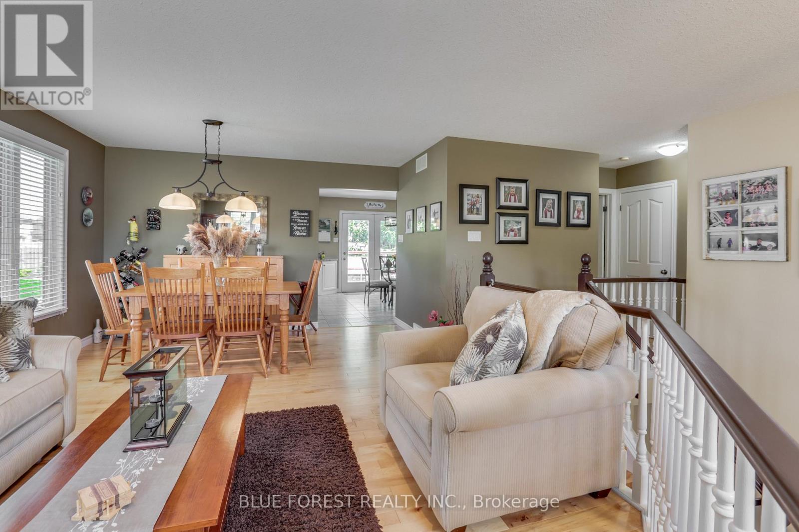 116 WOODVALE DRIVE - 6