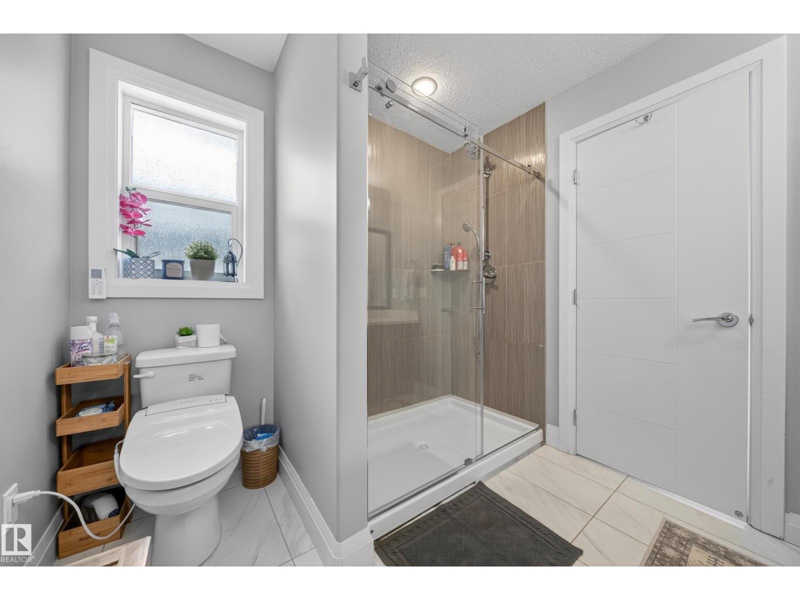 7648 179 AV NW - 51