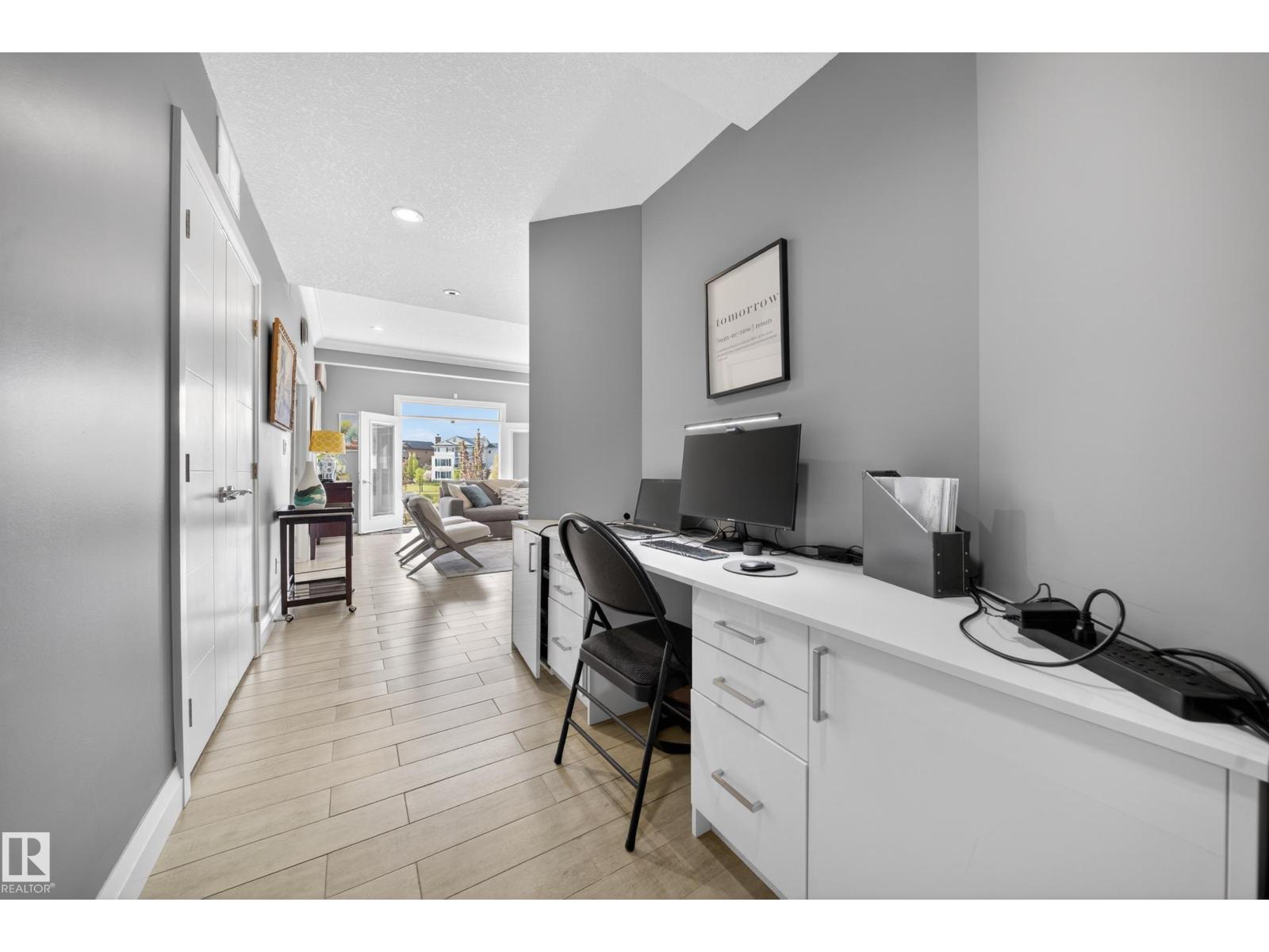 7648 179 AV NW - 56
