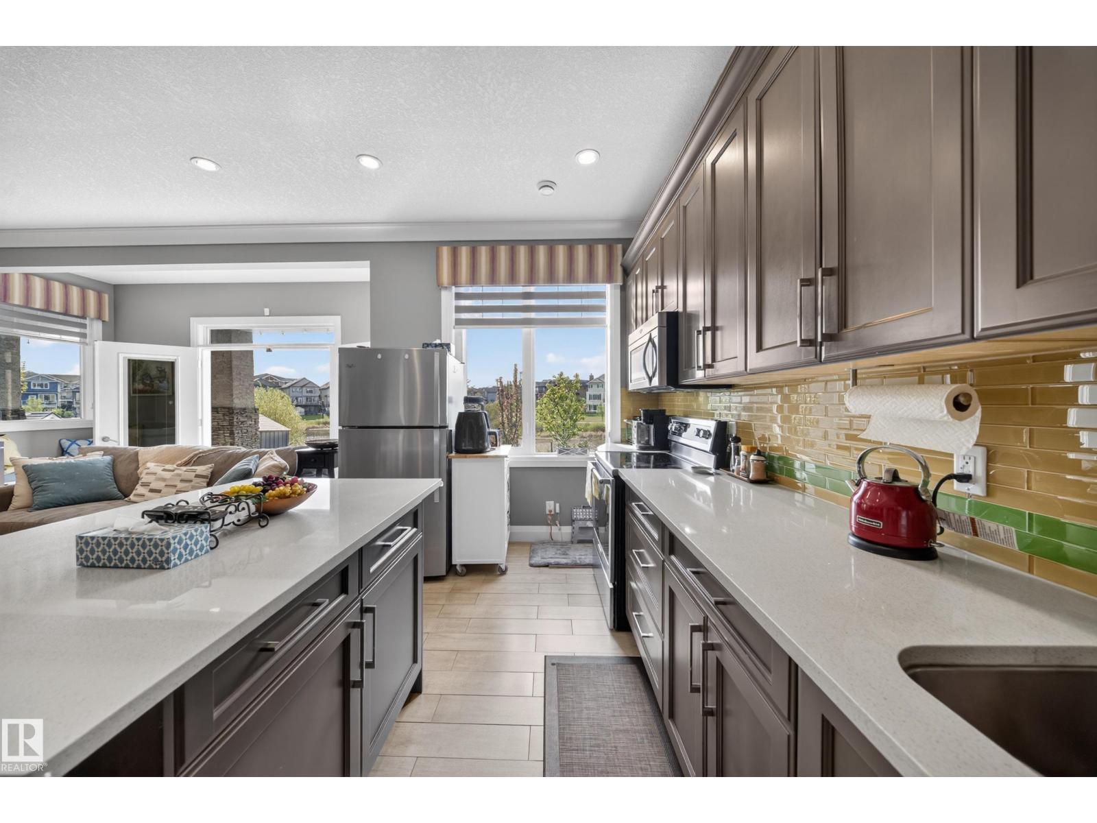 7648 179 AV NW - 62