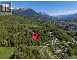 300 Burma Road, Fernie, BC V0B1M0 Photo 10