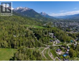 300 Burma Road, Fernie, BC V0B1M0 Photo 16