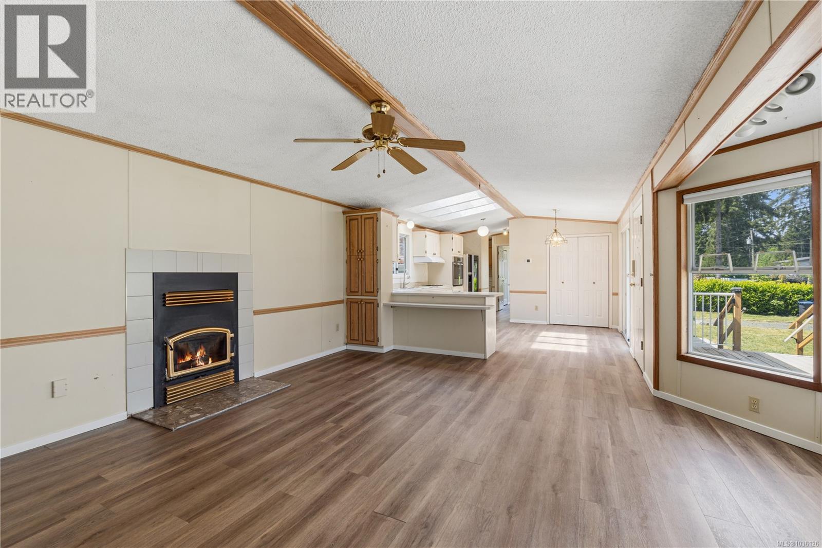 4600 Thompson Clarke Dr E - 10