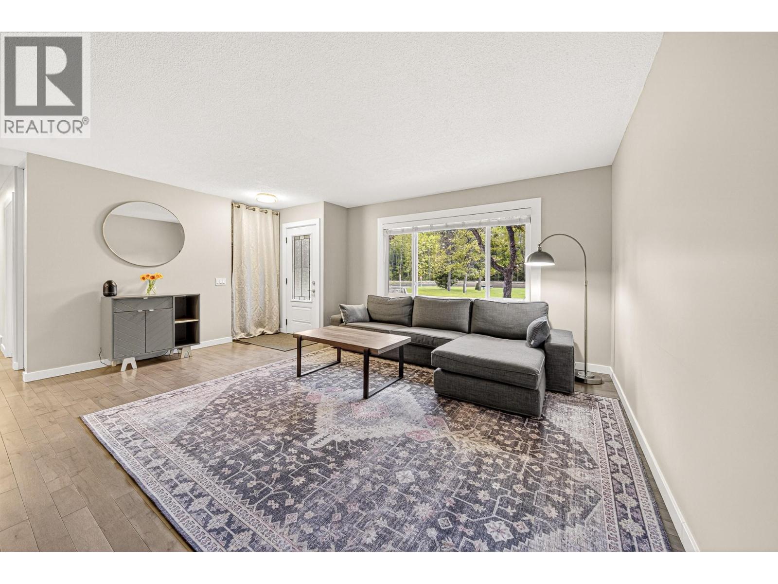 308 ALPINE Place - 6