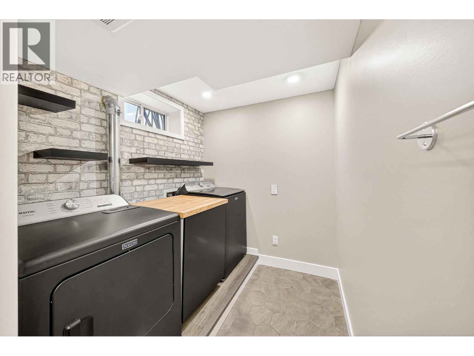 308 ALPINE Place - 32