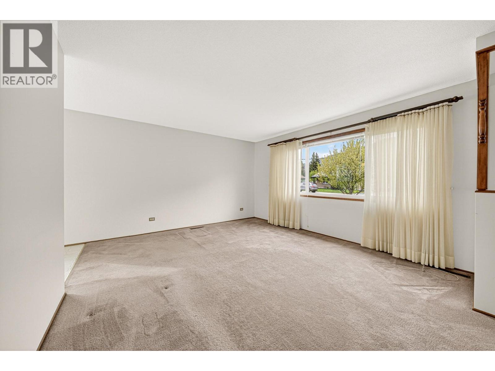157 Pine Avenue - 4