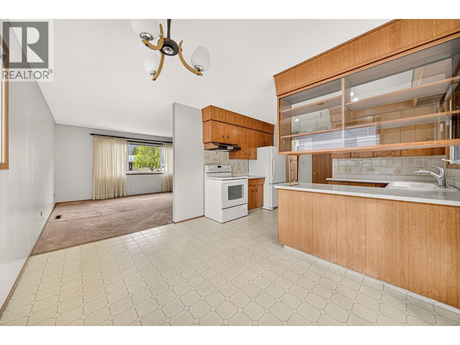 157 Pine Avenue - 17
