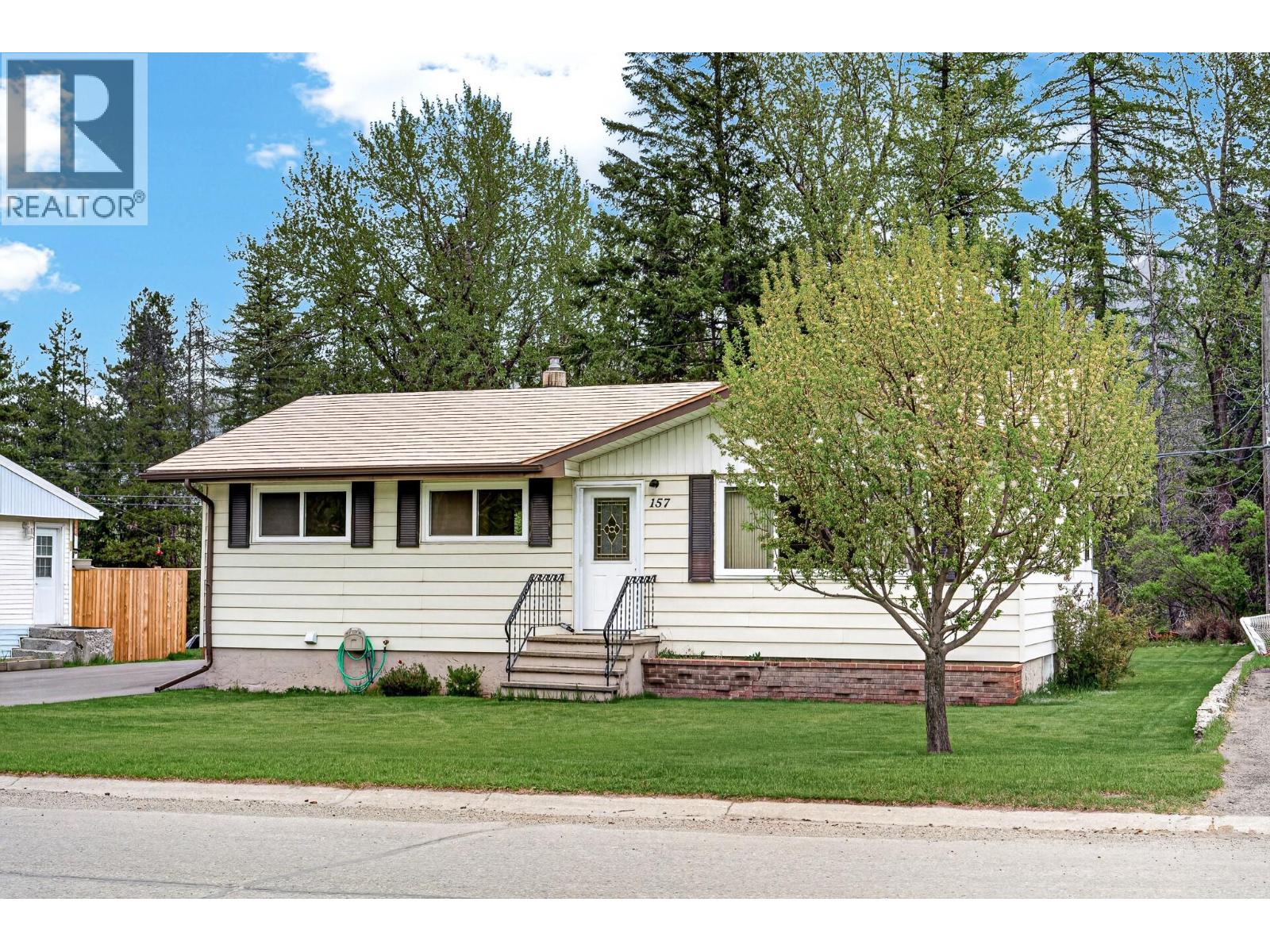 157 Pine Avenue - 71