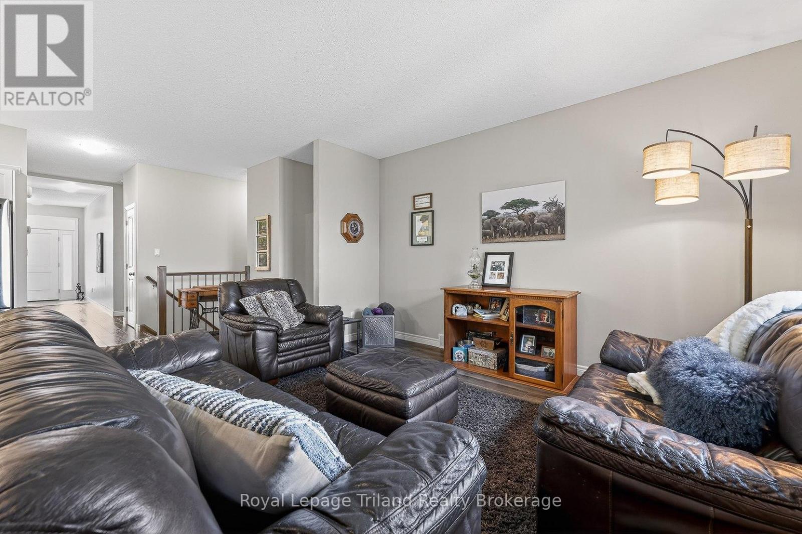 301 BOYD BOULEVARD - 13