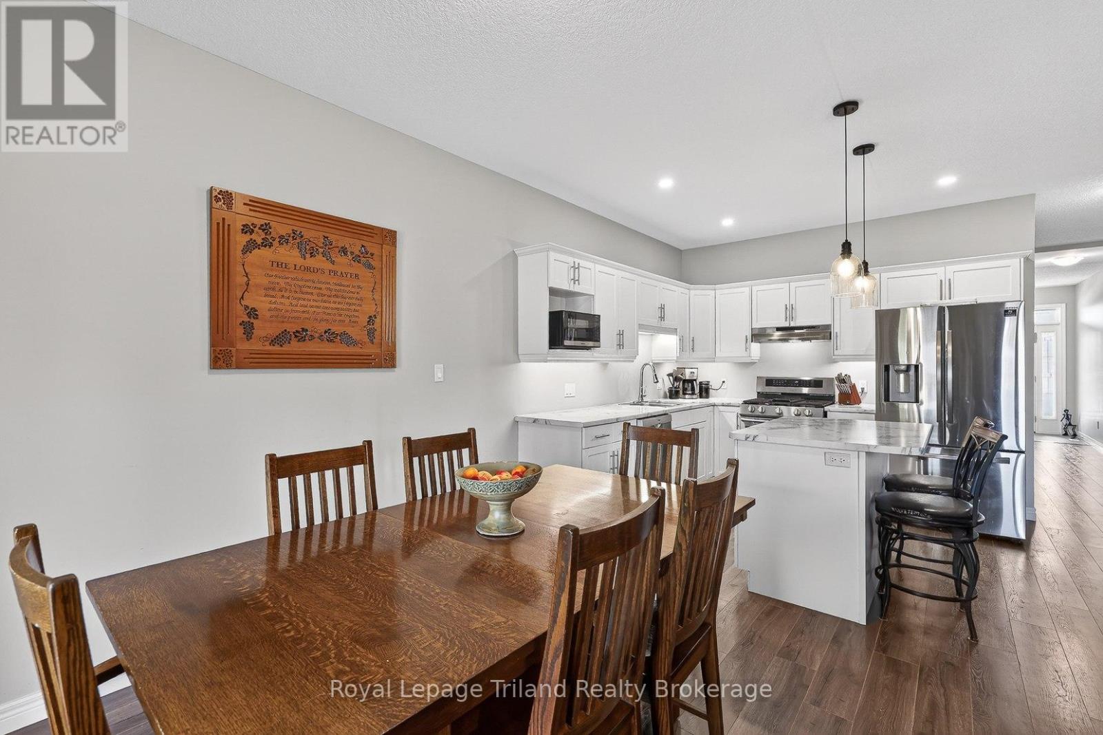 301 BOYD BOULEVARD - 14