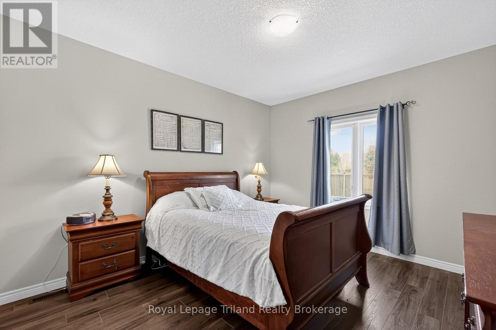 301 BOYD BOULEVARD - 25