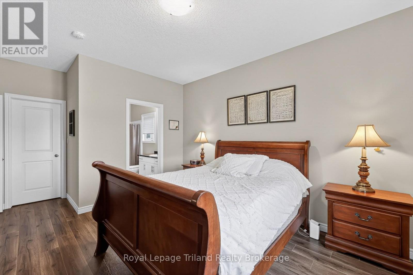 301 BOYD BOULEVARD - 26