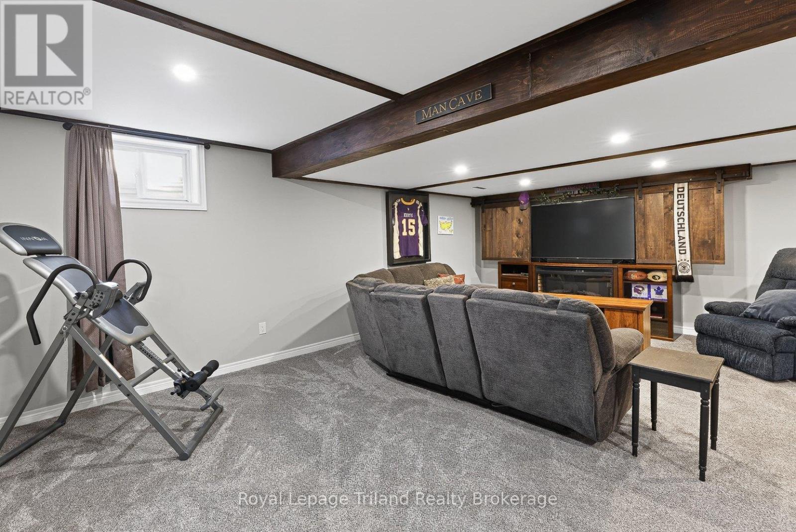 301 BOYD BOULEVARD - 28
