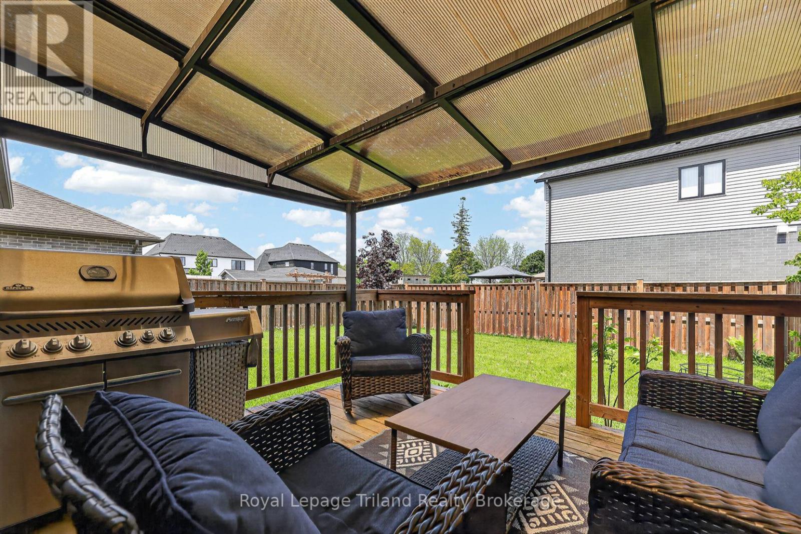 301 BOYD BOULEVARD - 44