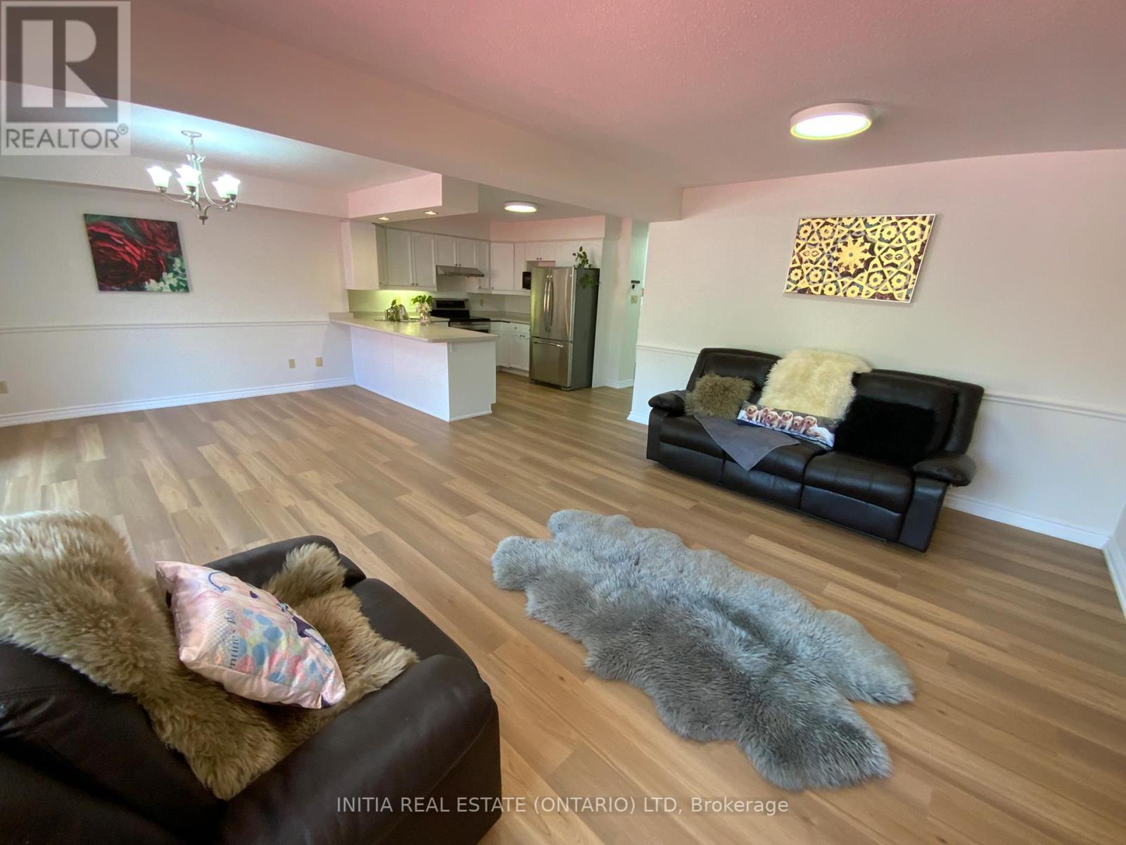 101 SOUTHCOTT COURT - 13