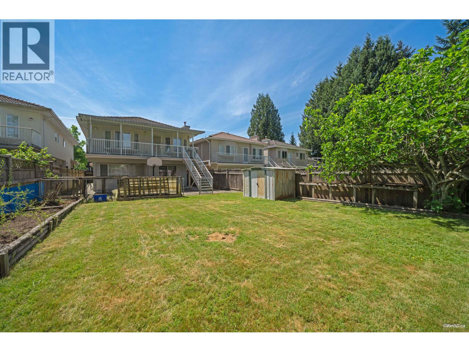 4089 FIR STREET, Burnaby