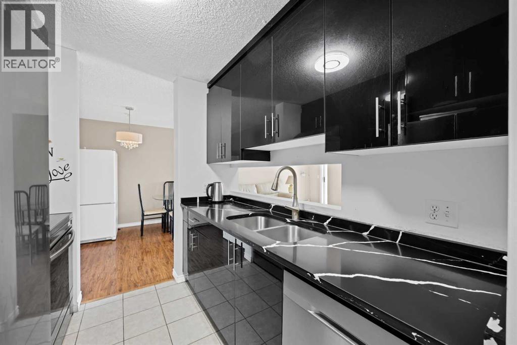 #415 55 Arbour Grove Close NW - 13