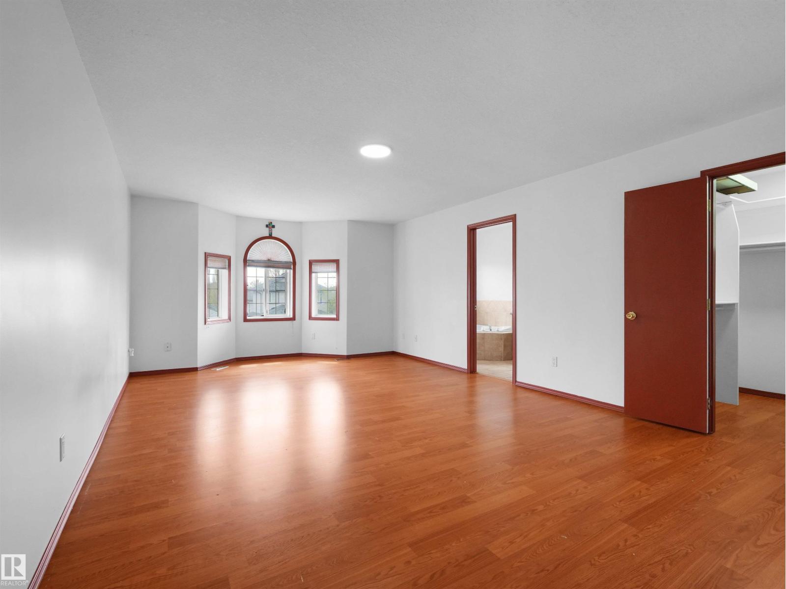 2832 36B AV NW - 14