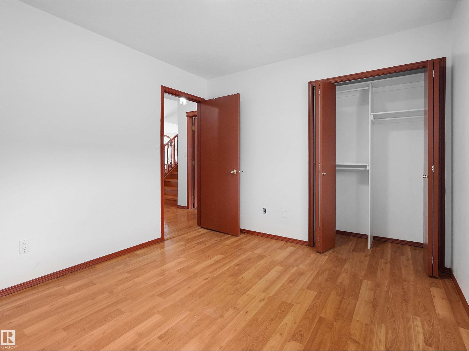 2832 36B AV NW - 22