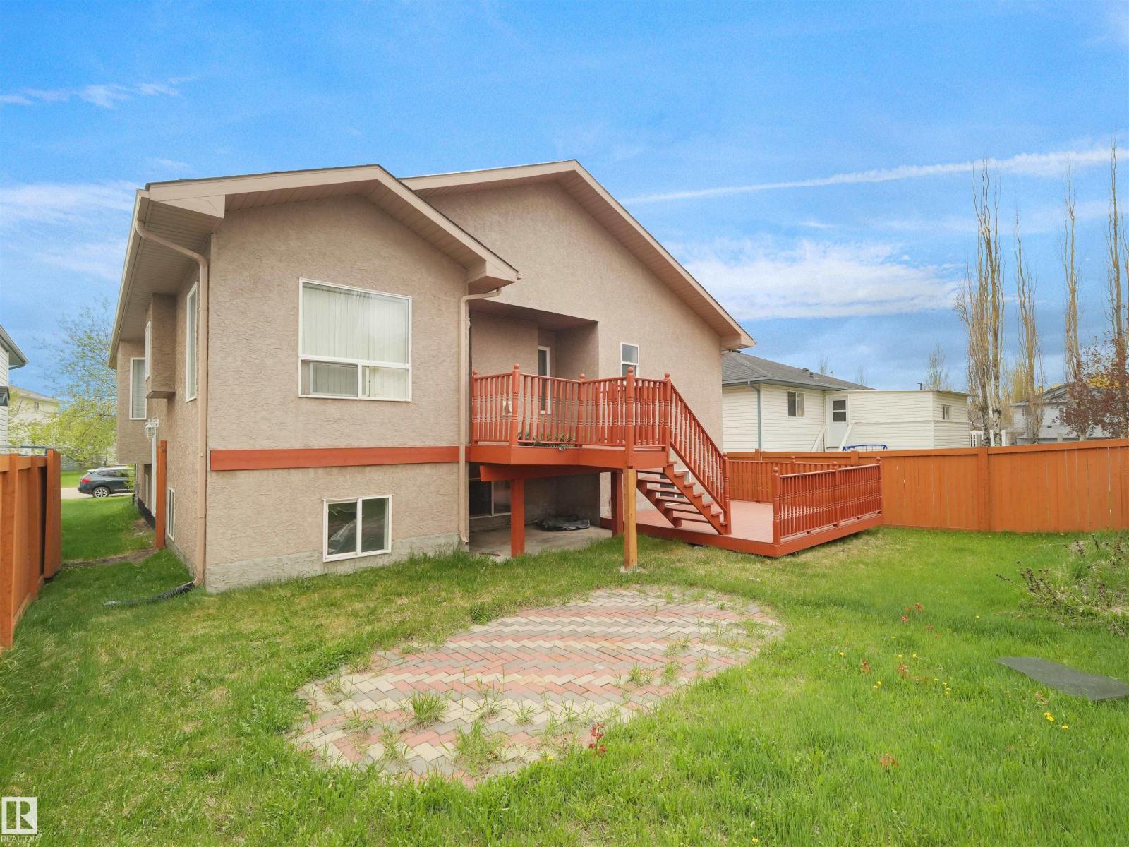 2832 36B AV NW - 32